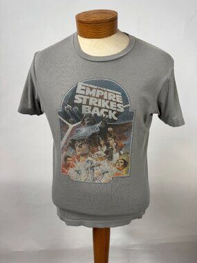 Star Wars The Empire Strikes Back Graphic Tee Gray Short Sleeve Men’s Size S